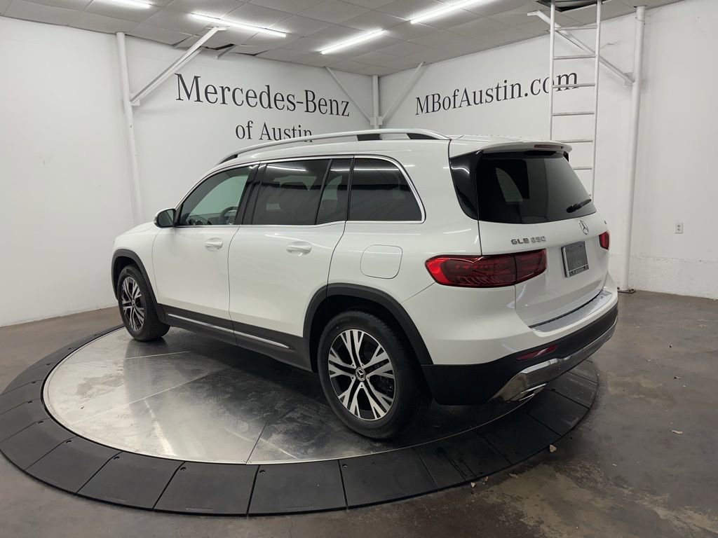 New 2026 Mercedes-Benz GLB 250 4MATIC image 5