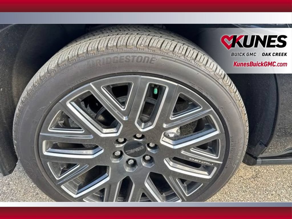 Used 2026 GMC Yukon XL Denali Ultimate w/ LPO, Floor Liner Package AWD/4WD image 18