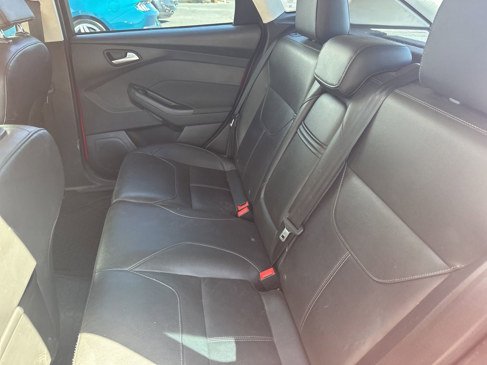 Used 2016 Ford Focus SE w/ Equipment Group 201A image 12