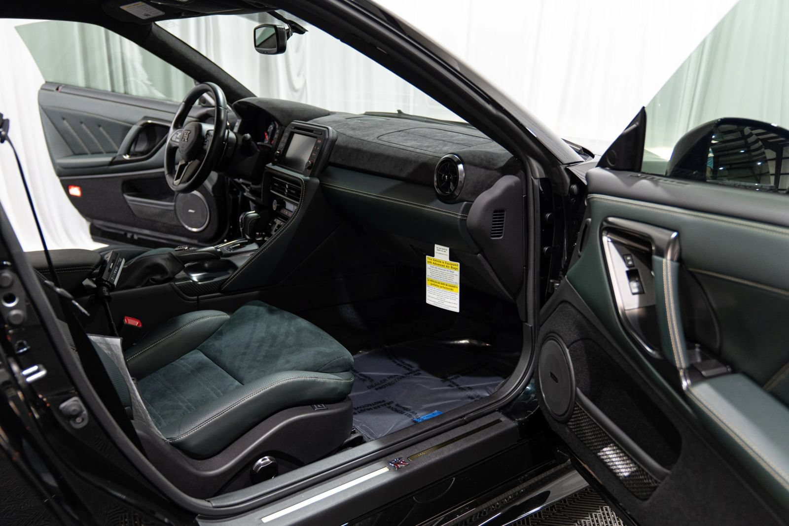 Used 2024 Nissan GT-R w/ T-Spec Takumi Edition AWD/4WD image 14
