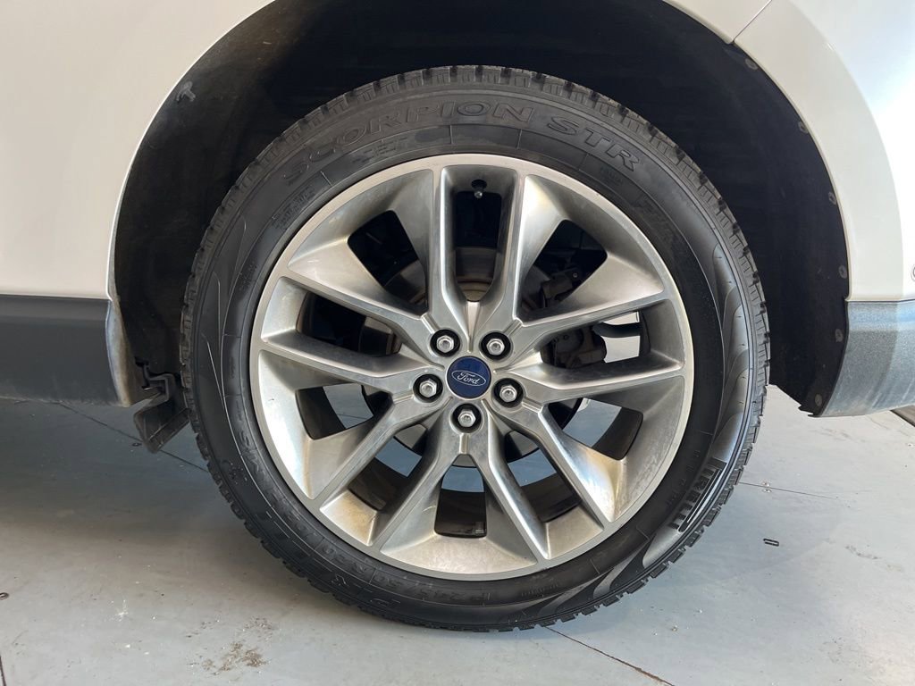 Used 2015 Ford Edge Titanium w/ Equipment Group 302A image 15