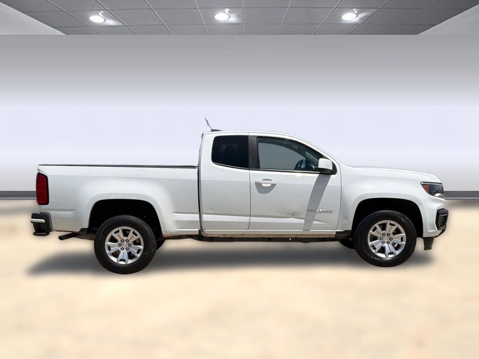 Used 2021 Chevrolet Colorado LT w/ Fleet Safety Package RWD image 8