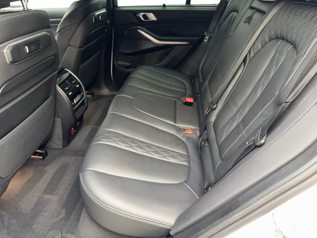 Used 2025 BMW X5 M60i w/ Executive Package AWD/4WD image 34