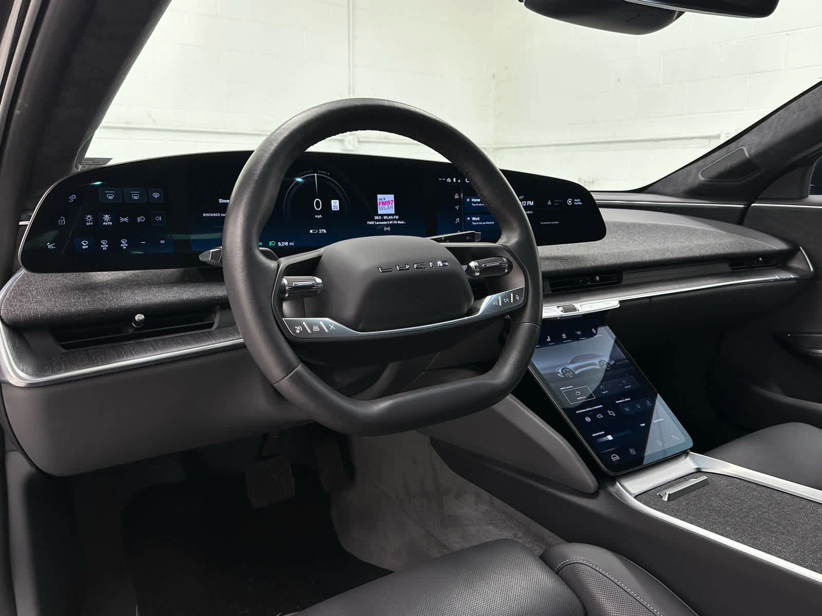 Used 2024 Lucid Air Touring image 10