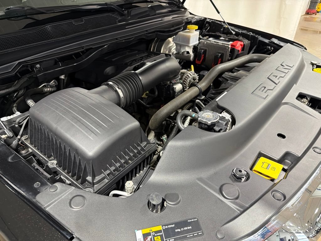 Used 2022 RAM 1500 Laramie AWD/4WD image 43