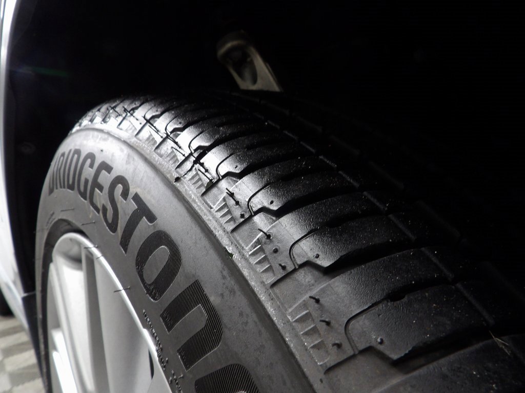 Used 2023 Acura MDX SH-AWD w/ Advance Package image 7