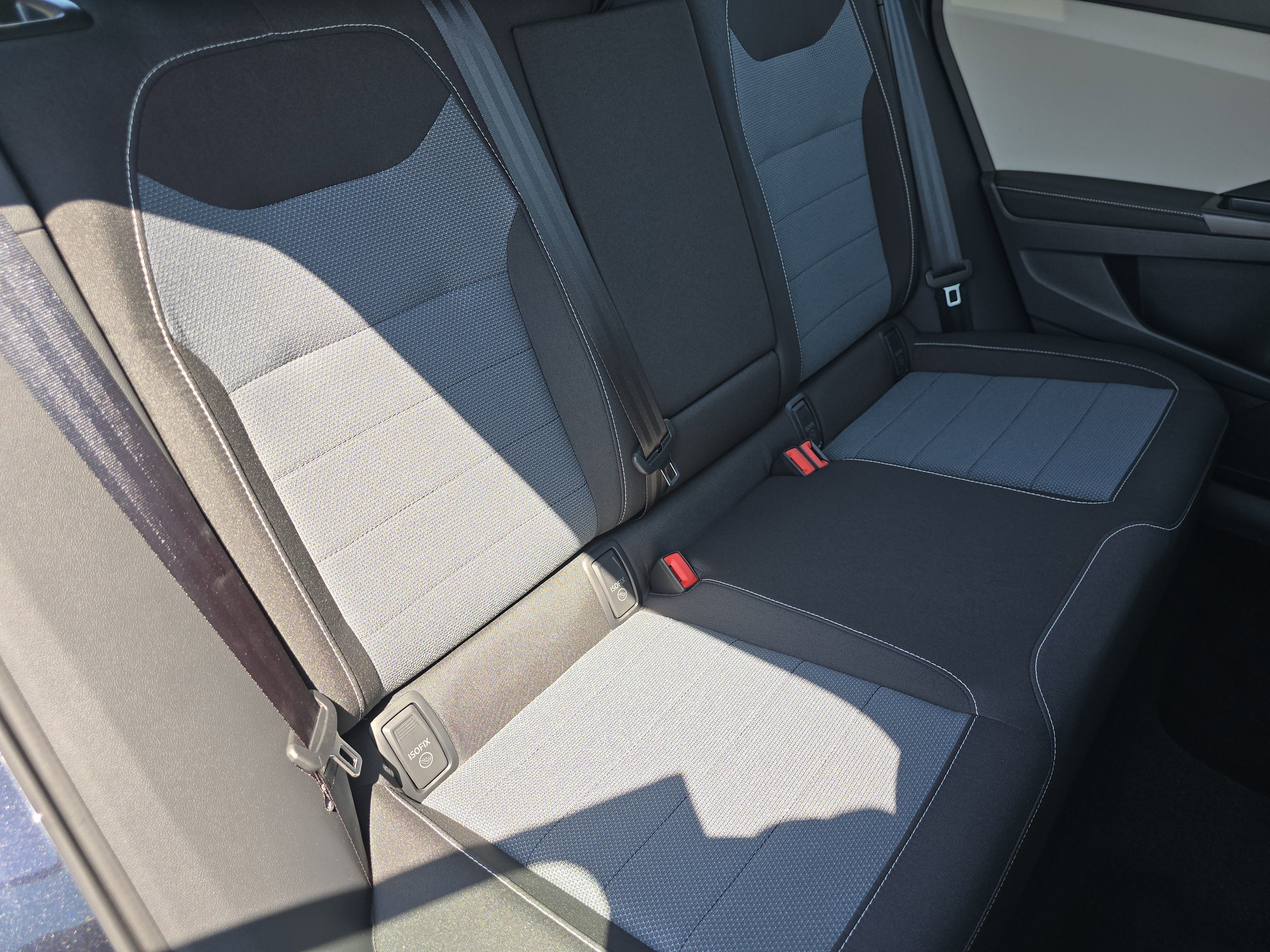 New 2025 Volkswagen Taos S image 18