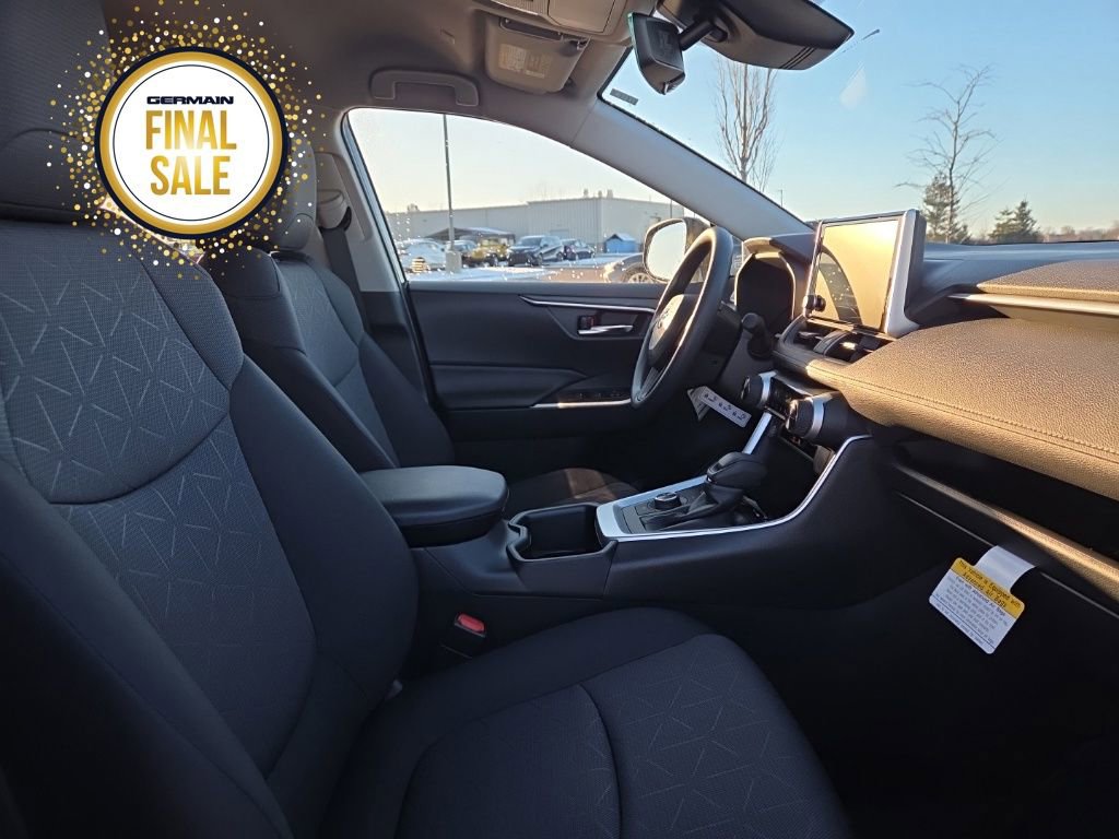 New 2025 Toyota RAV4 XLE image 21