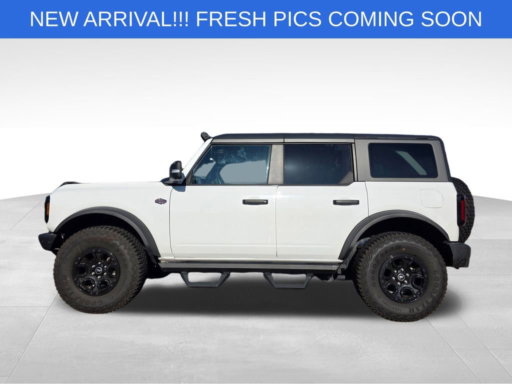 Used 2024 Ford Bronco Wildtrak image 3