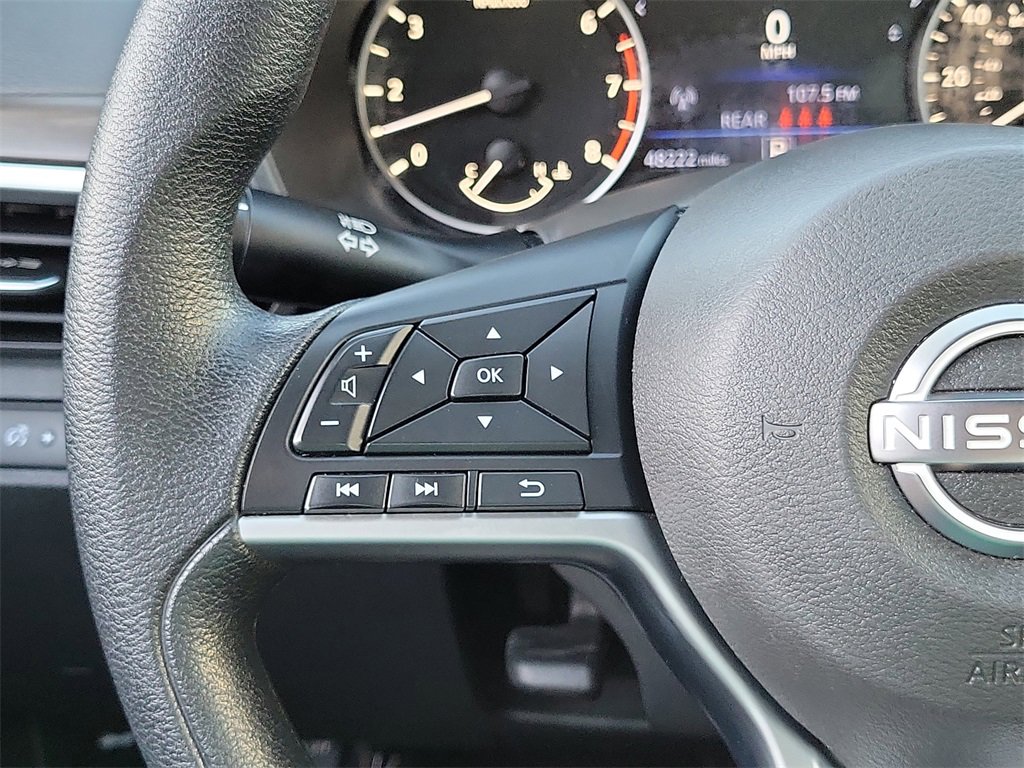 Used 2024 Nissan Altima 2.5 SV image 5