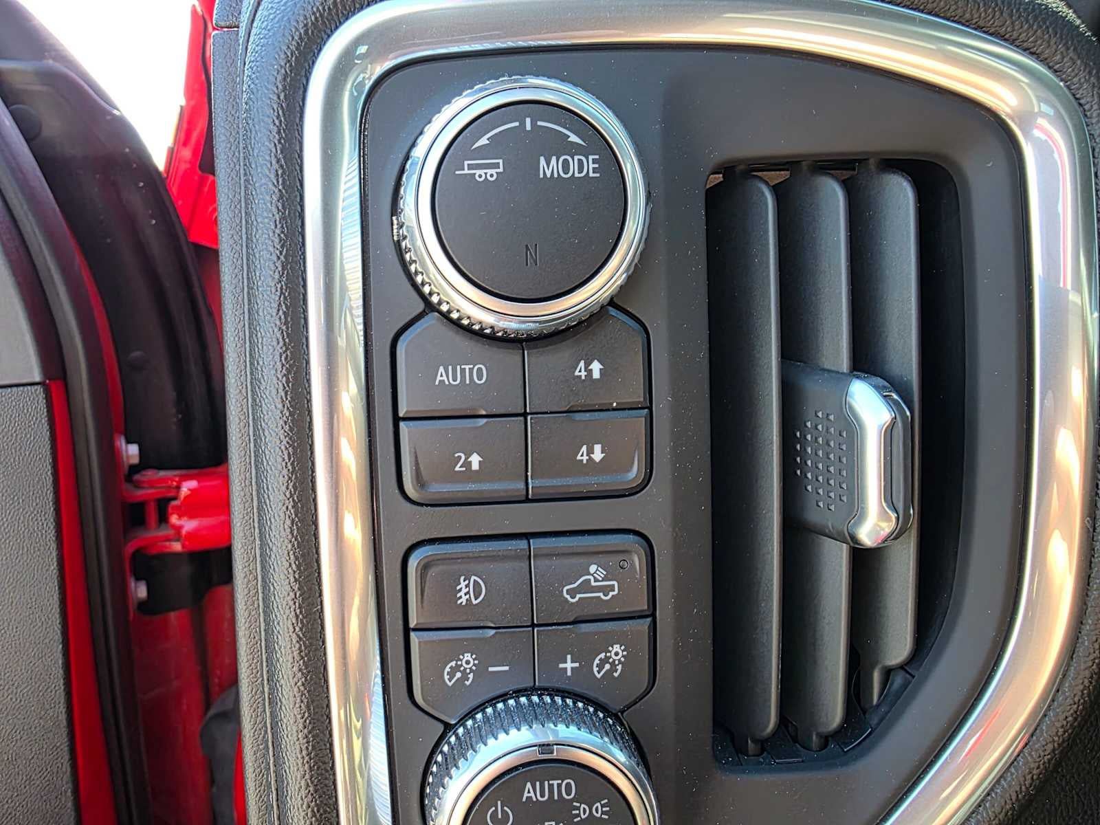 Used 2023 GMC Sierra 2500 SLT w/ SLT Premium Package AWD/4WD image 23