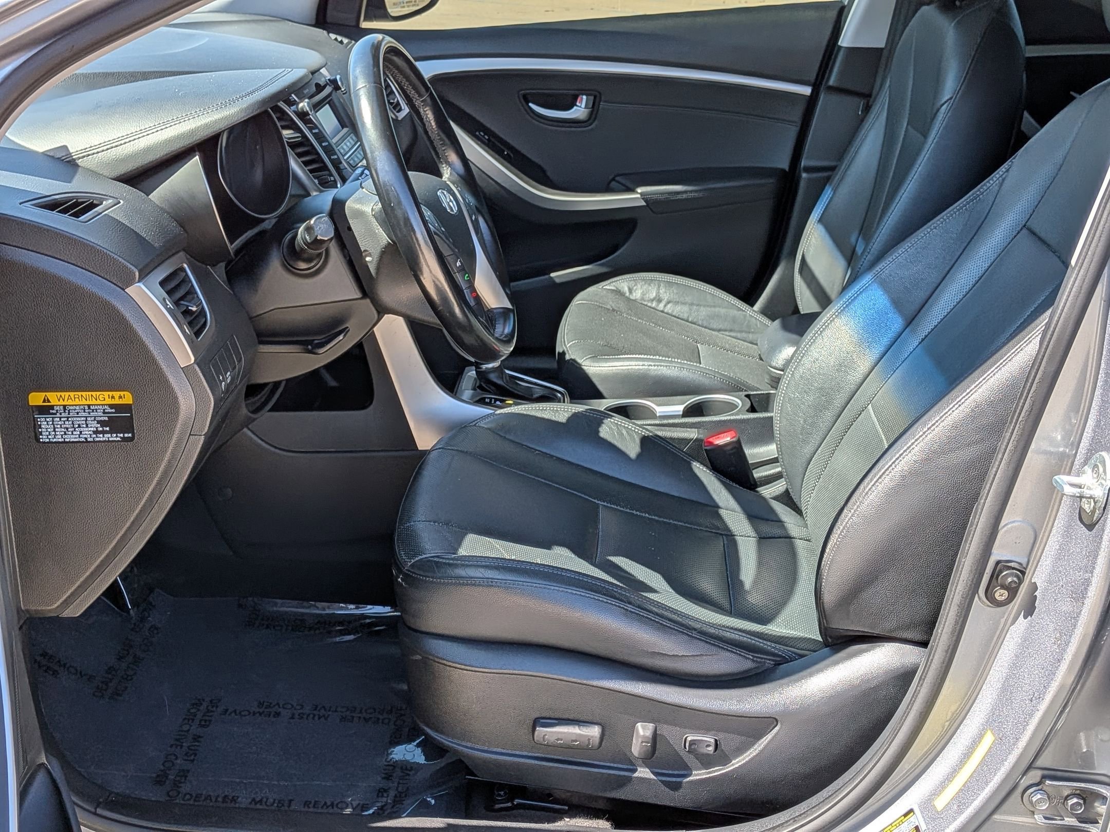 Used 2015 Hyundai Elantra GT w/ Option Group 02 FWD image 11
