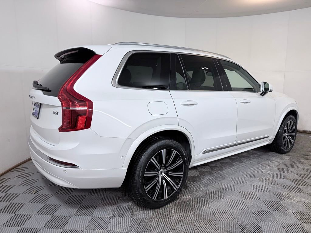 Used 2023 Volvo XC90 B6 Plus AWD/4WD image 7