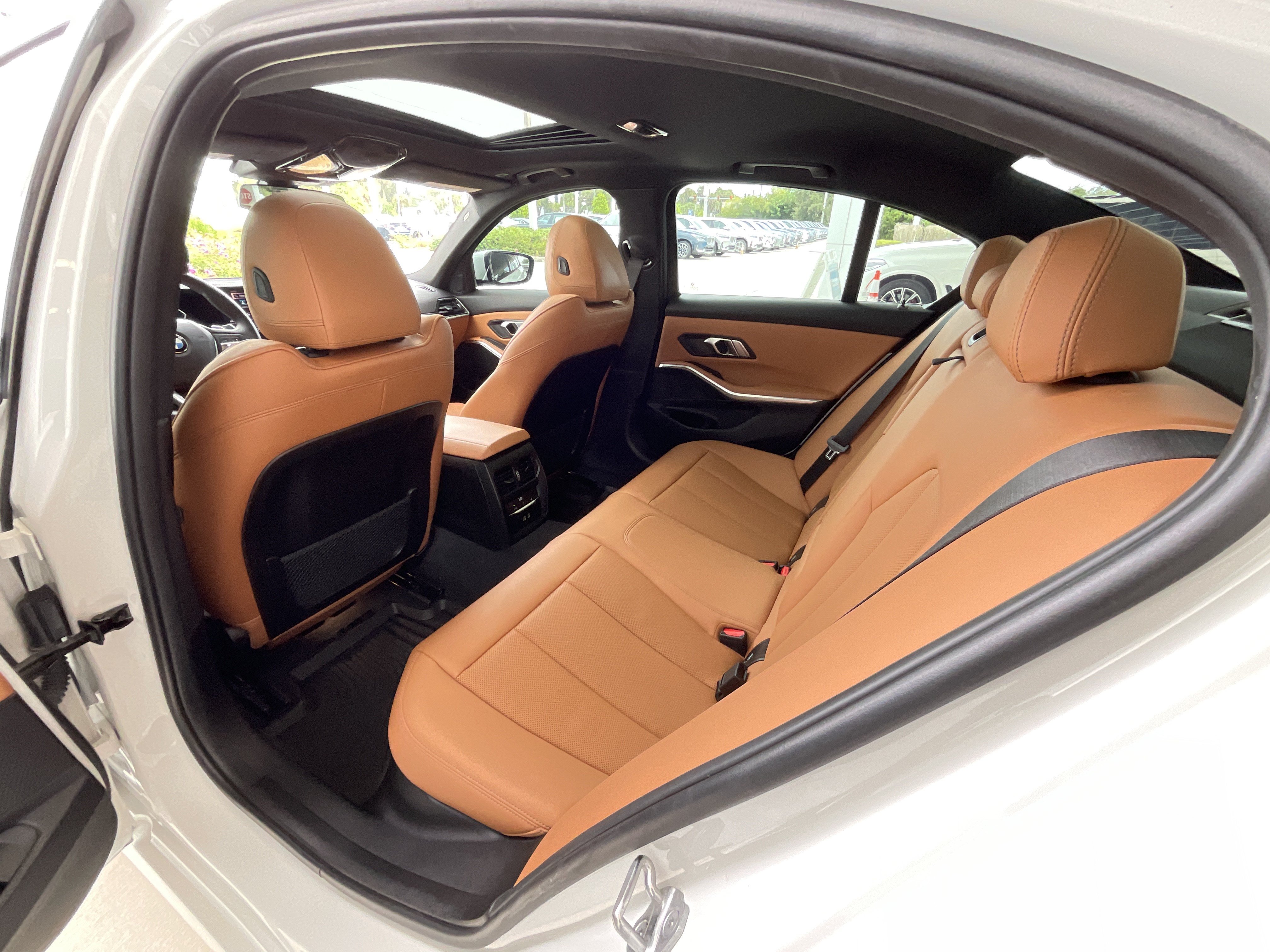 Used 2023 BMW 330i Sedan RWD image 23