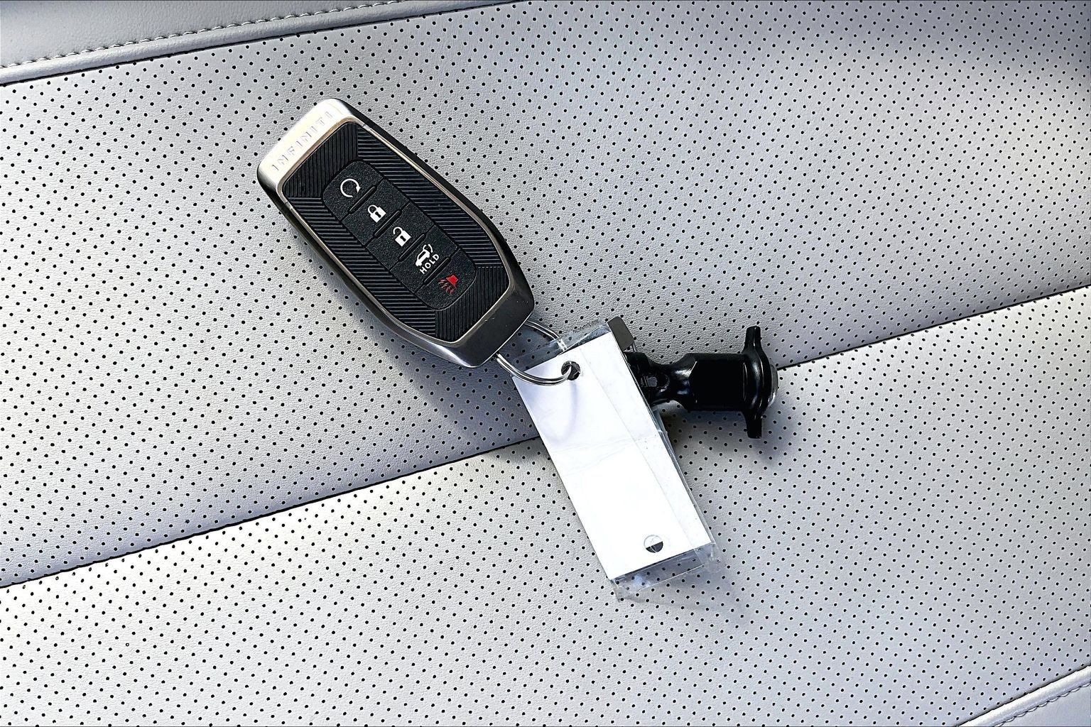 Used 2026 INFINITI QX60 Luxe w/ Cargo Package image 11