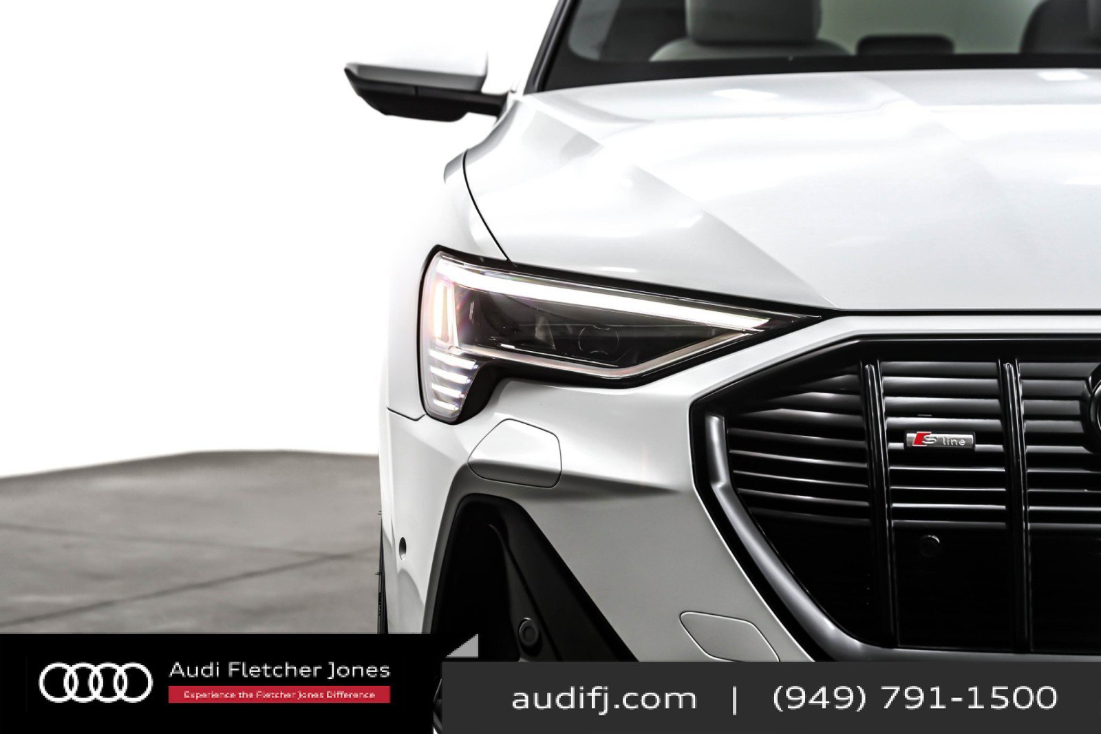 Used 2023 Audi e-tron Prestige w/ Prestige Package image 14