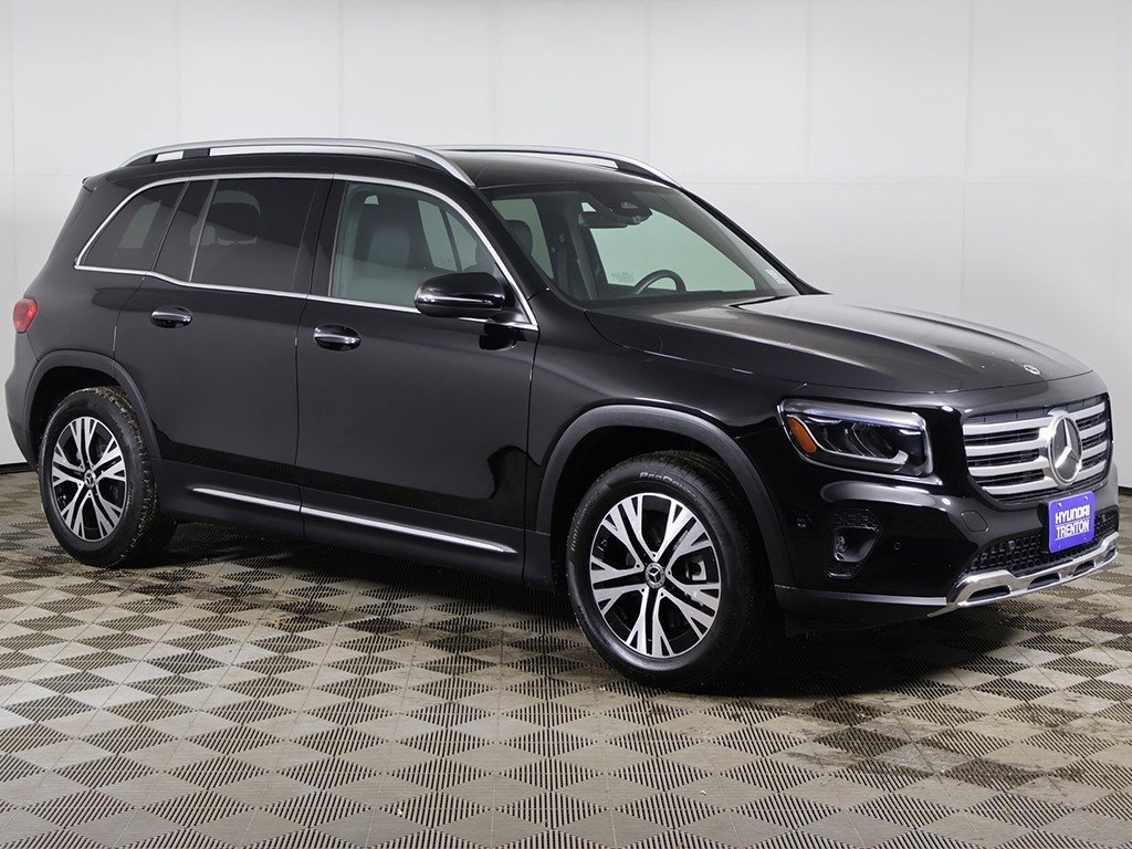 Used 2025 Mercedes-Benz GLB 250 4MATIC image 43
