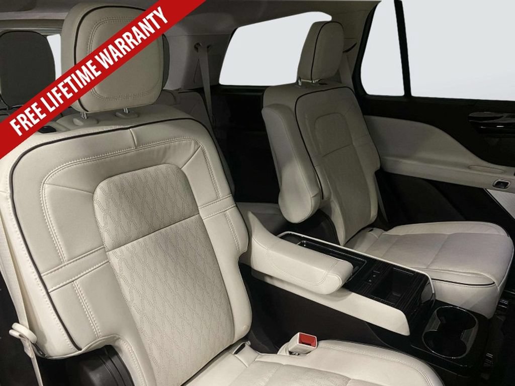 Used 2024 Lincoln Aviator Black Label w/ Jet Package AWD/4WD image 35