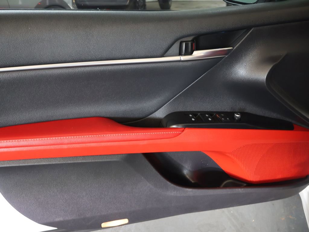 Used 2020 Toyota Camry XSE w/ Carpet Mat Package FWD image 16