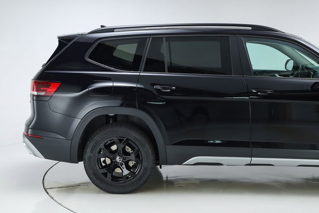 New 2026 Volkswagen Atlas Peak Edition image 11