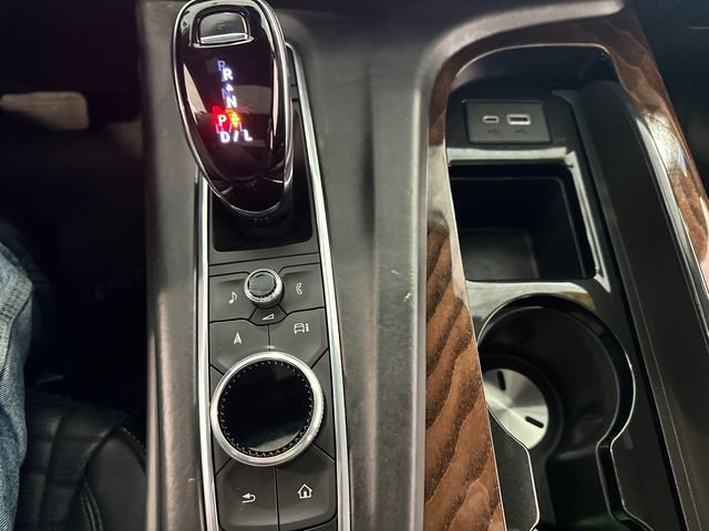 Used 2022 Cadillac Escalade ESV Sport Platinum w/ Heavy-Duty Trailer Package image 18