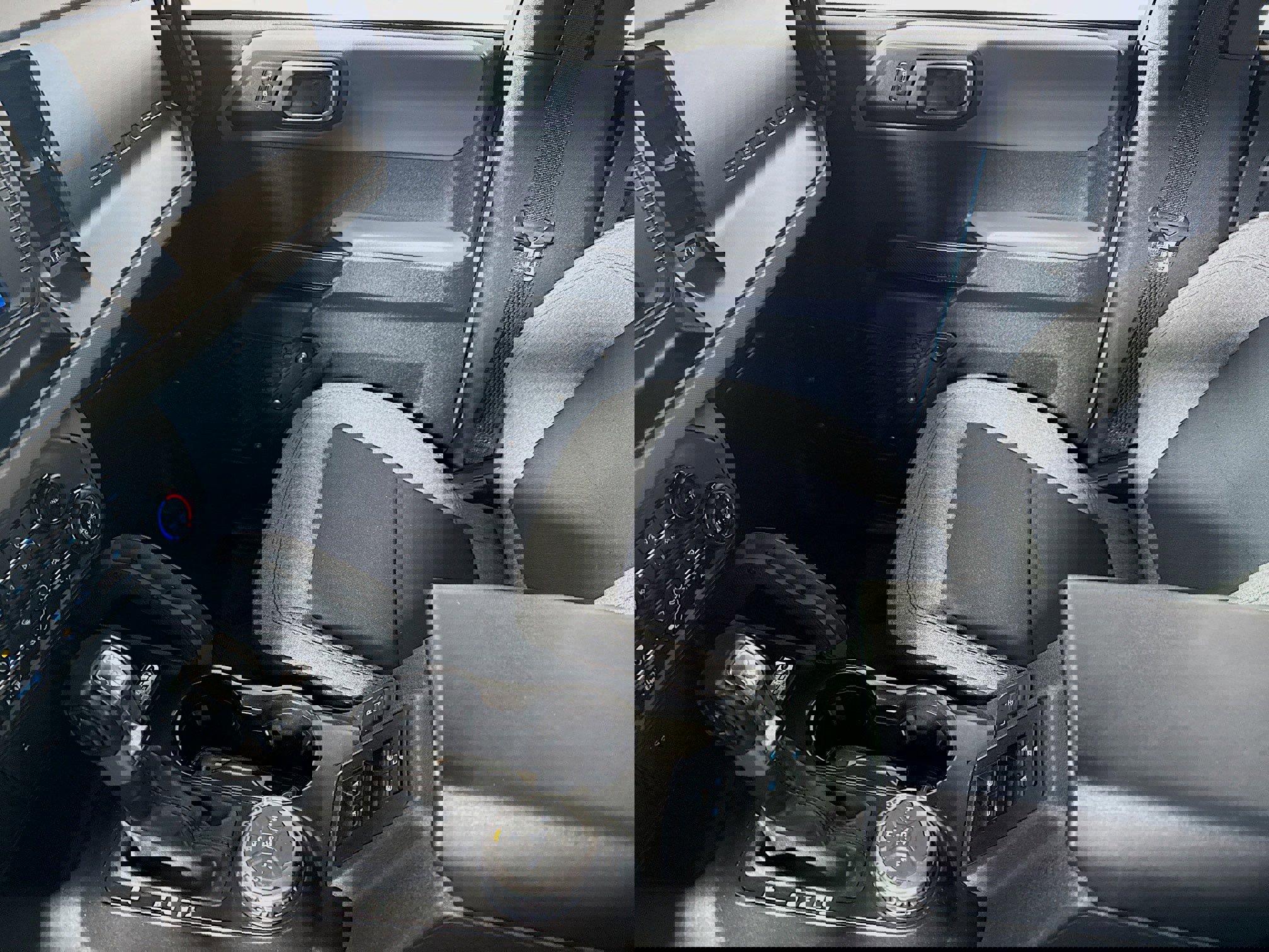 Used 2022 Ford Bronco Big Bend image 22