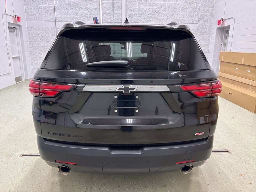 Used 2023 Chevrolet Traverse RS w/ LPO, Floor Liner Package AWD/4WD image 5