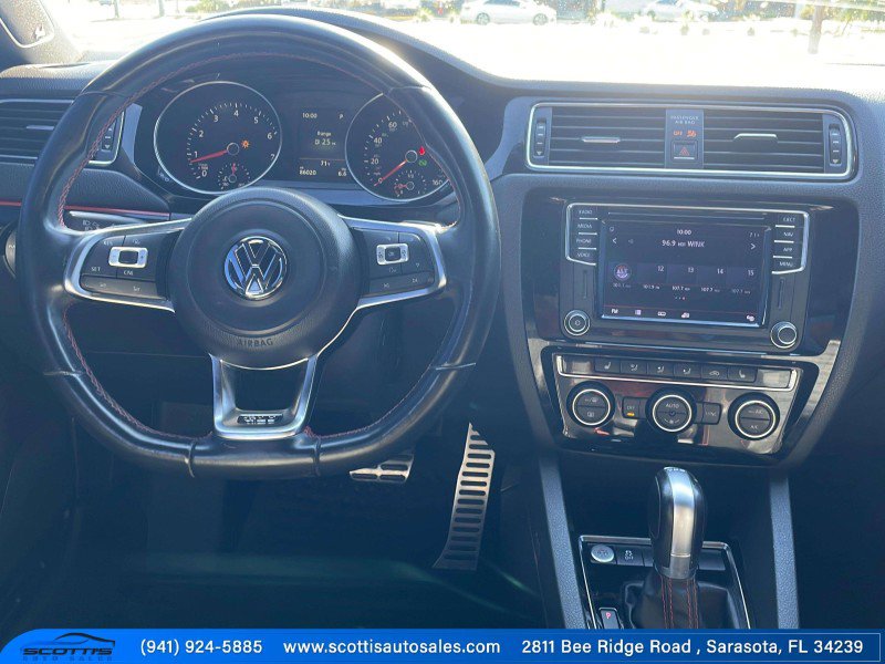 Used 2018 Volkswagen Jetta GLI image 25