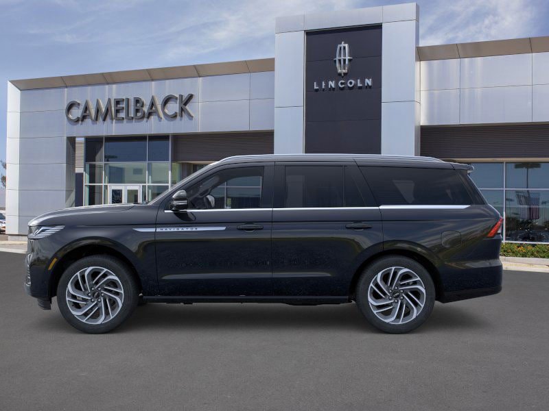 New 2026 Lincoln Navigator Reserve AWD/4WD image 28