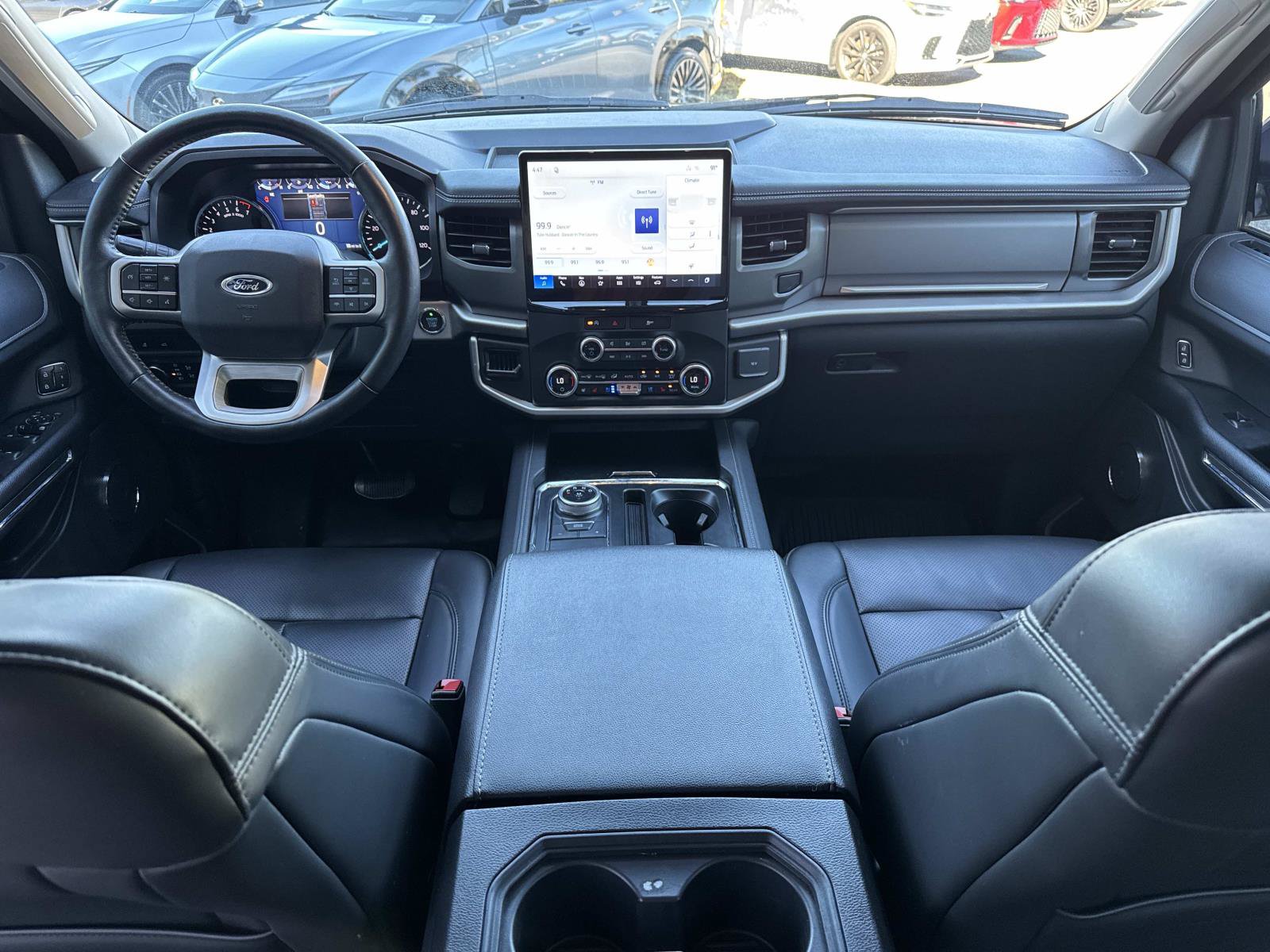 Used 2024 Ford Expedition XLT RWD image 20