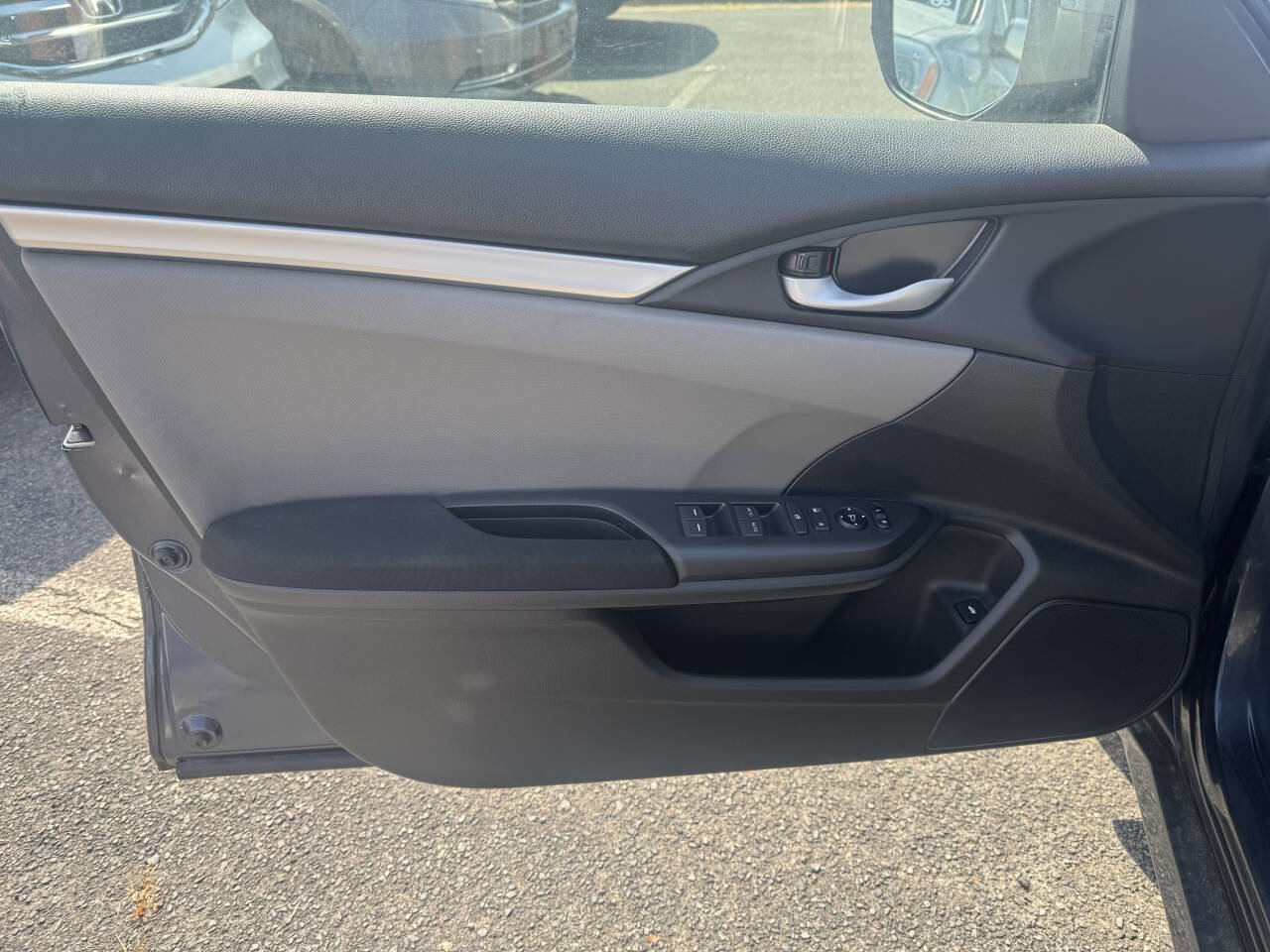 Used 2019 Honda Civic LX image 10