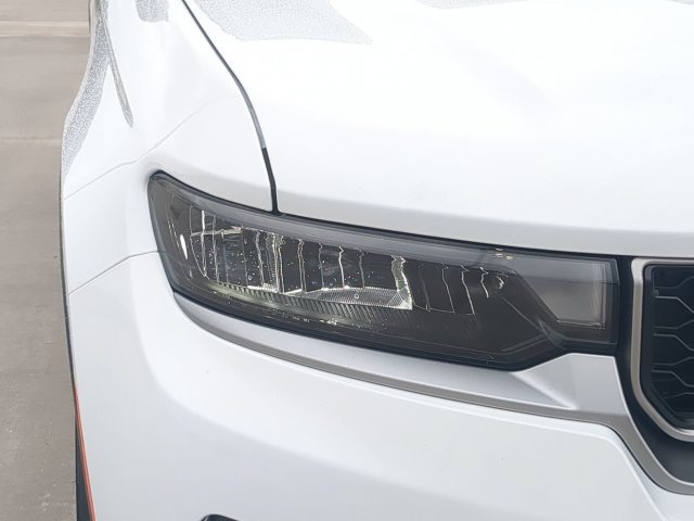 New 2027 Jeep Grand Cherokee L Limited RWD image 10