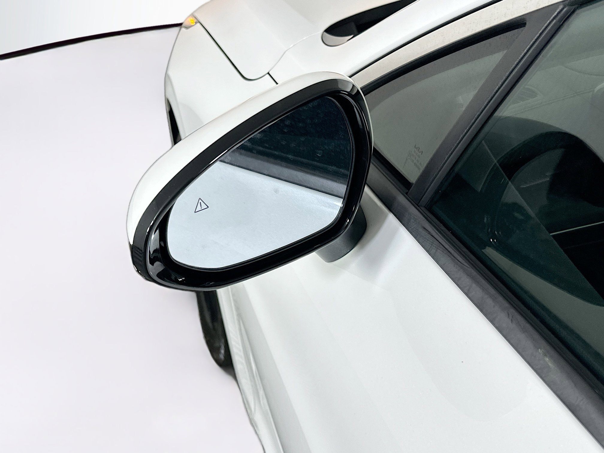 Used 2025 Kia K5 LXS image 16