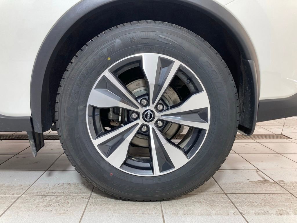 Used 2024 Nissan Murano SV image 25