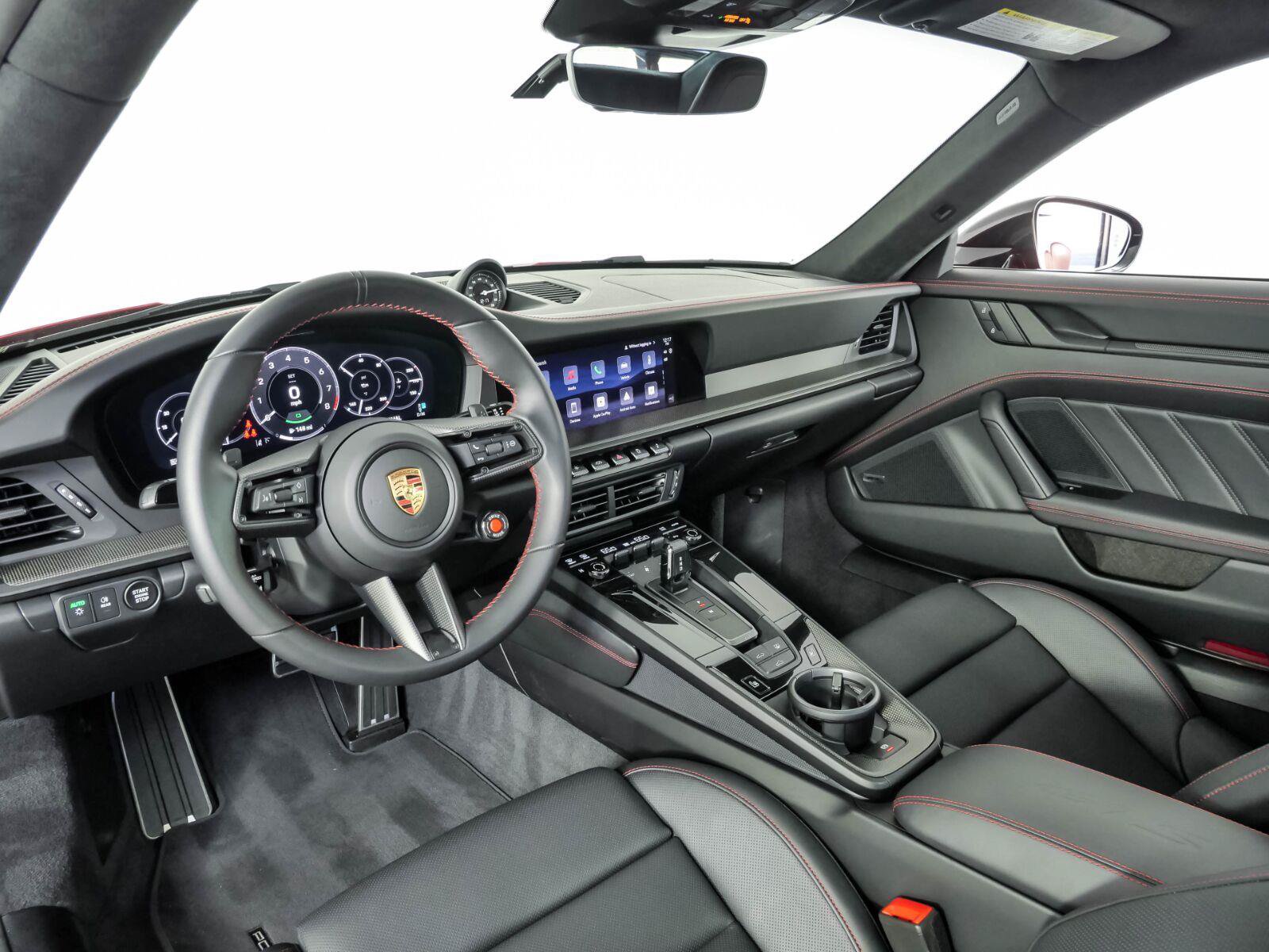 Used 2026 Porsche 911 Carrera GTS RWD image 4