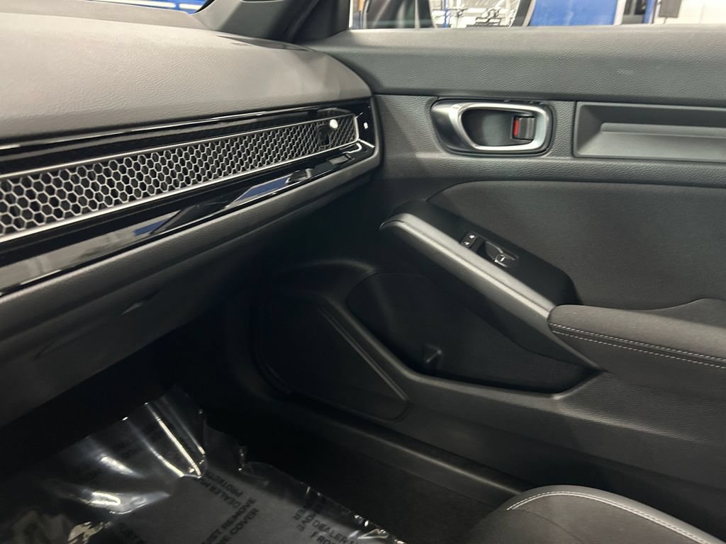 Certified 2024 Honda Civic Sport image 30