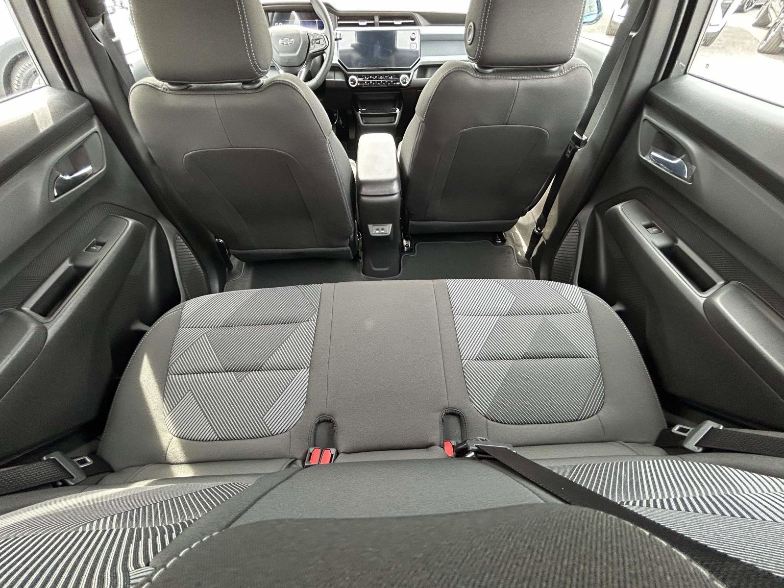 New 2027 Chevrolet Bolt LT w/ Comfort Package FWD image 14