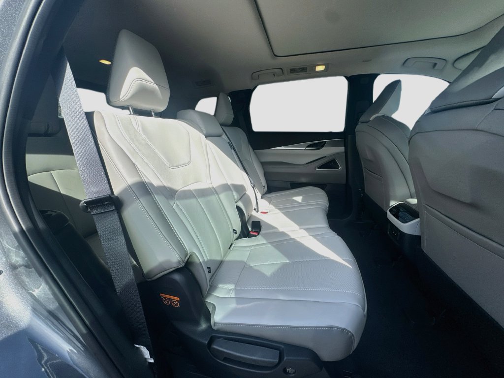 New 2027 INFINITI QX60 Luxe w/ Cargo Package FWD image 31