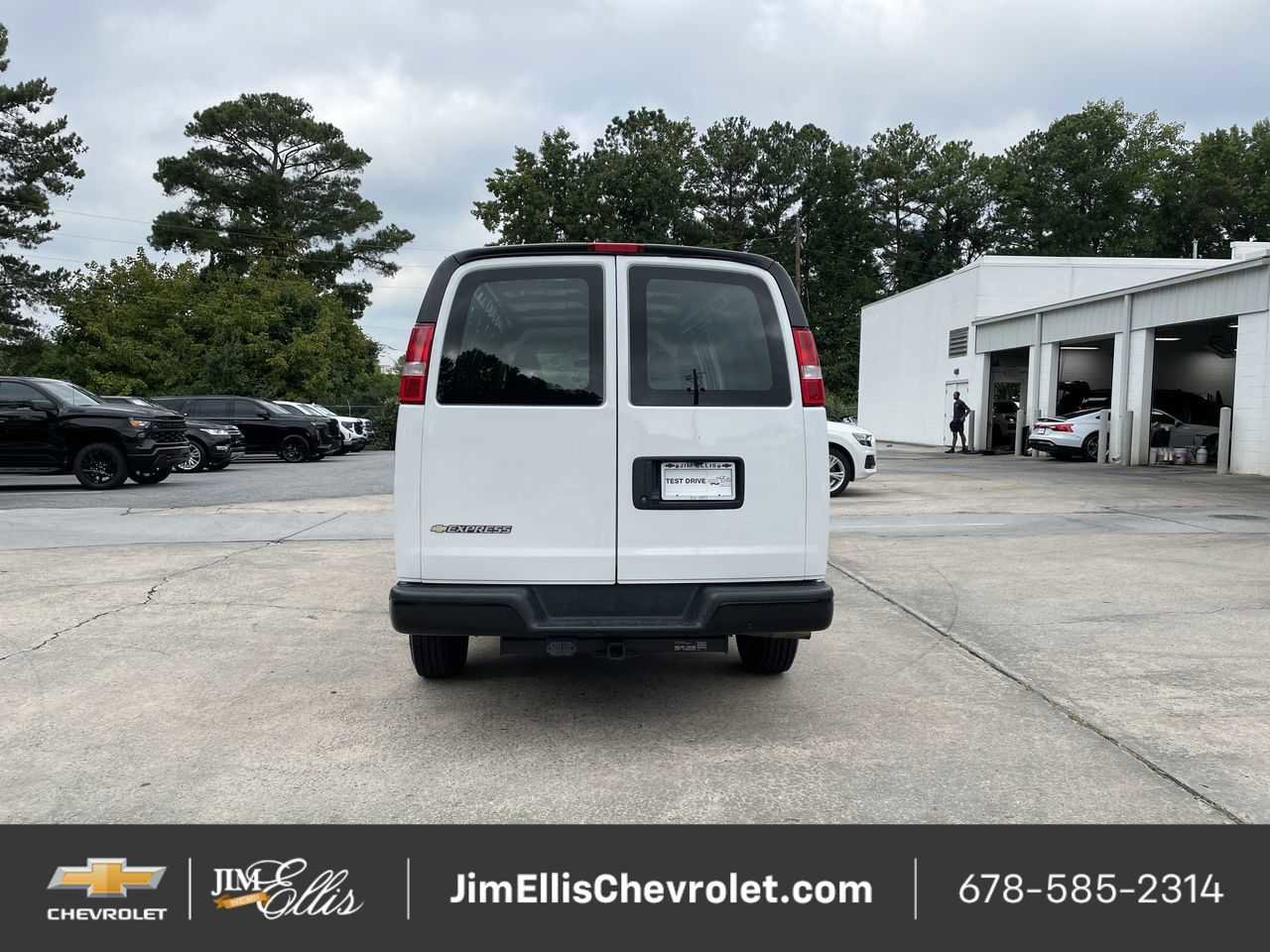 Certified 2024 Chevrolet Express 2500 Extended image 12