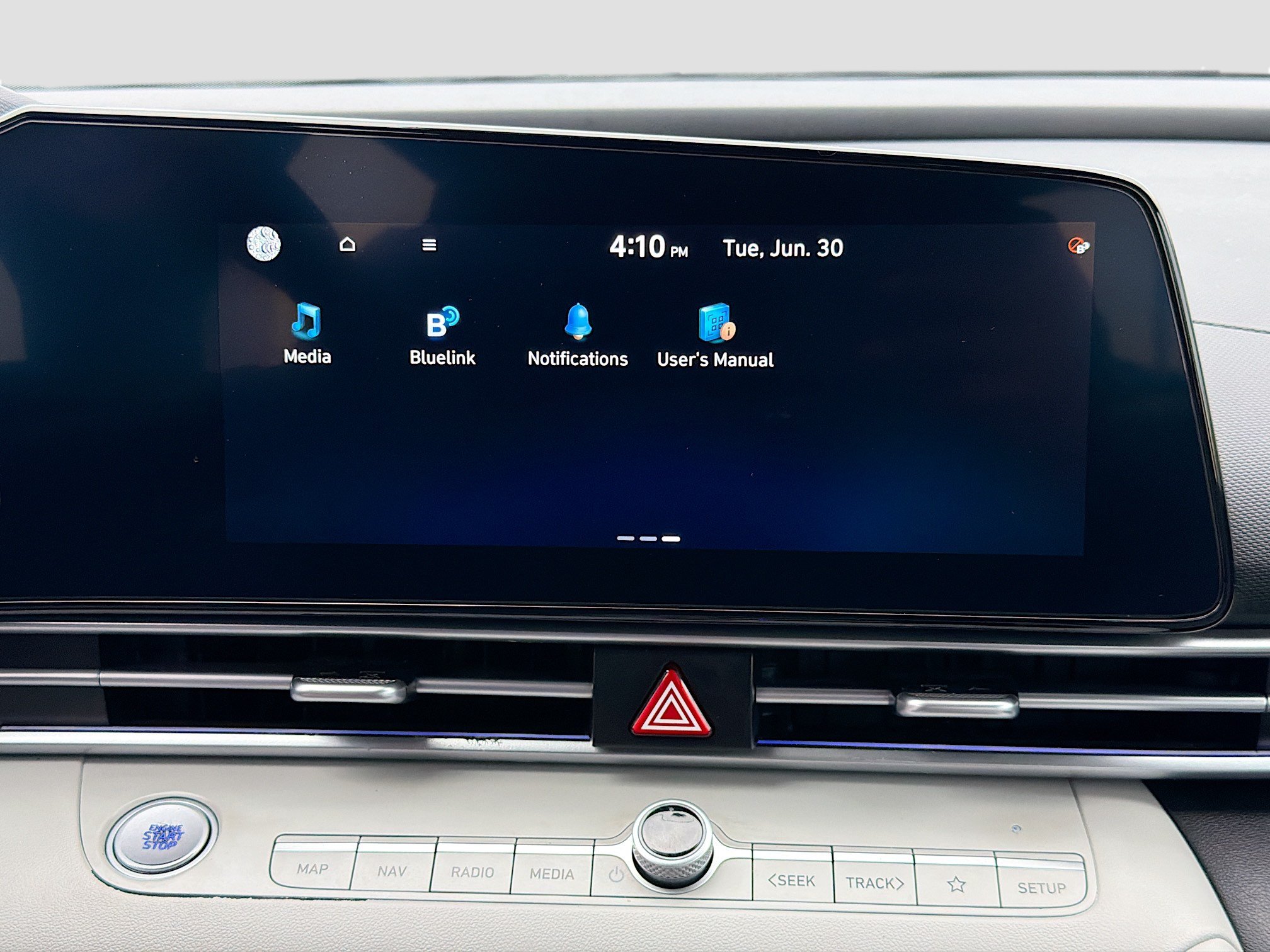 Used 2025 Hyundai Elantra Limited FWD image 29
