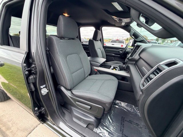 Used 2022 RAM 1500 Big Horn AWD/4WD image 23