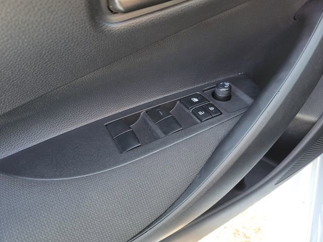 Used 2025 Toyota Corolla LE image 22