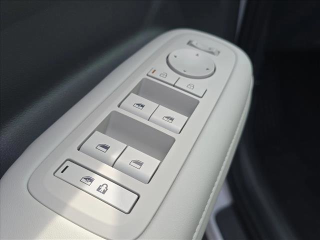 New 2026 Hyundai Santa Fe SEL FWD image 6