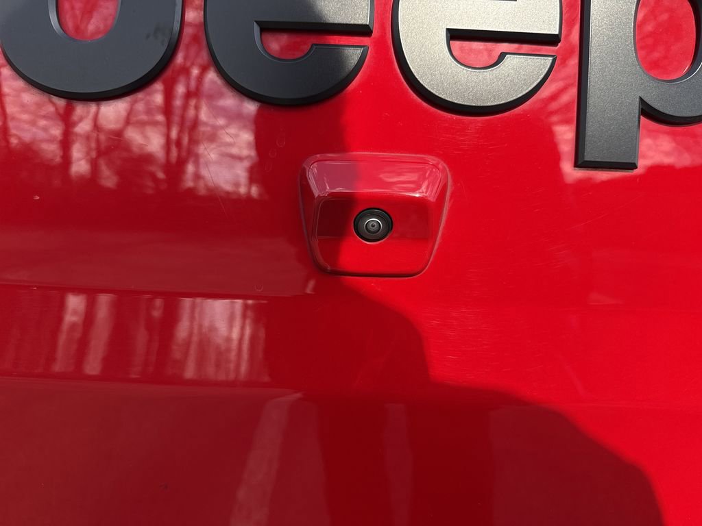 Used 2020 Jeep Gladiator Sport w/ Quick Order Package 24S image 39