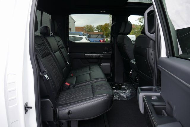 New 2025 Ford F150 XLT w/ Equipment Group 303A High image 28