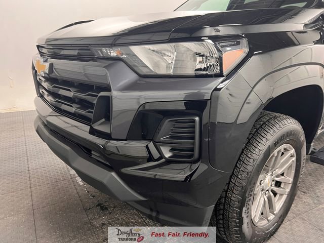 Used 2023 Chevrolet Colorado LT image 12