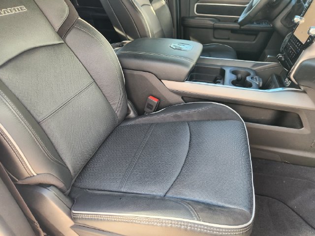 Used 2026 RAM 2500 Laramie AWD/4WD image 15