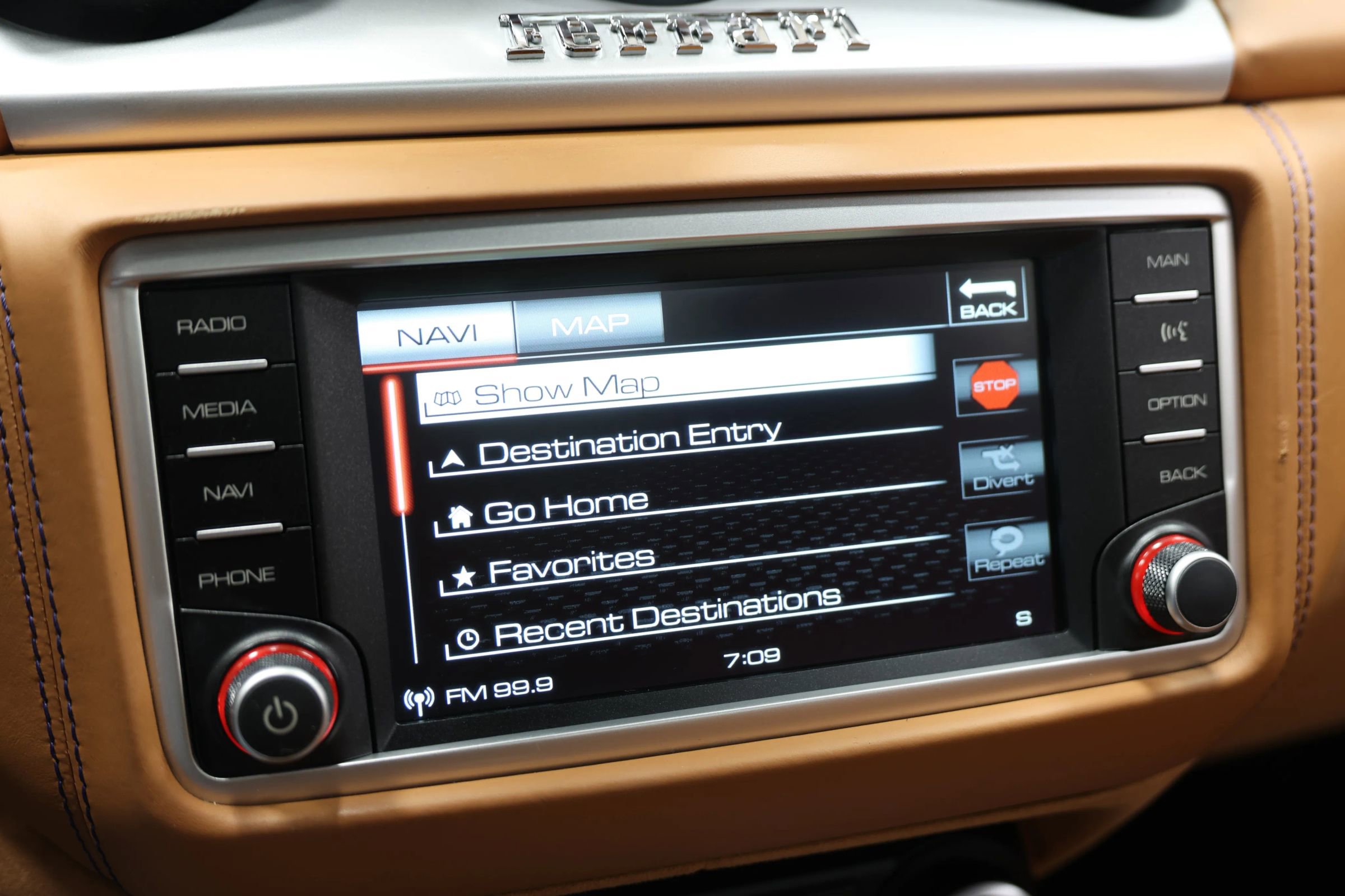 Used 2017 Ferrari California T image 47