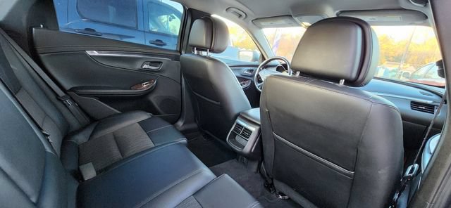 Used 2014 Chevrolet Impala LT FWD image 12