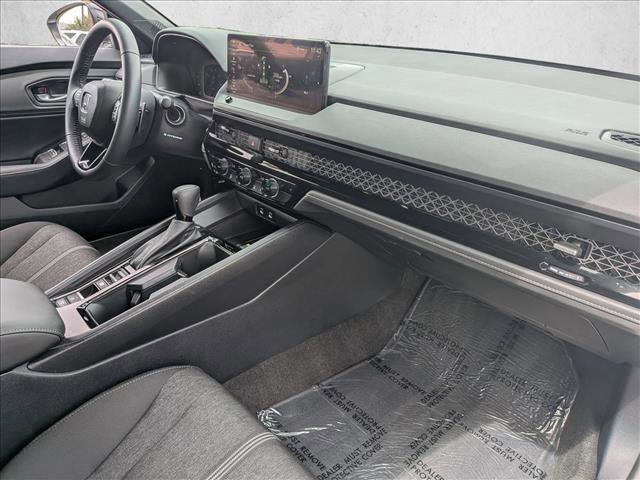 Used 2025 Honda Accord Sport image 26